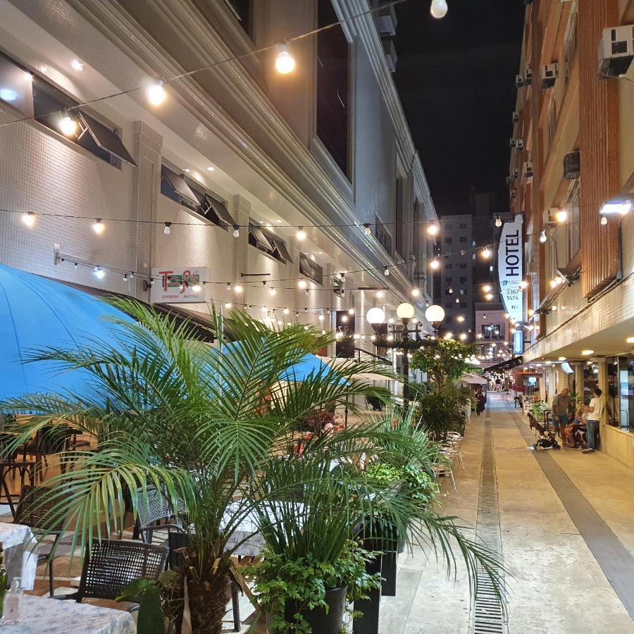 호텔 굼즈 Balneário Camboriú 외부 사진